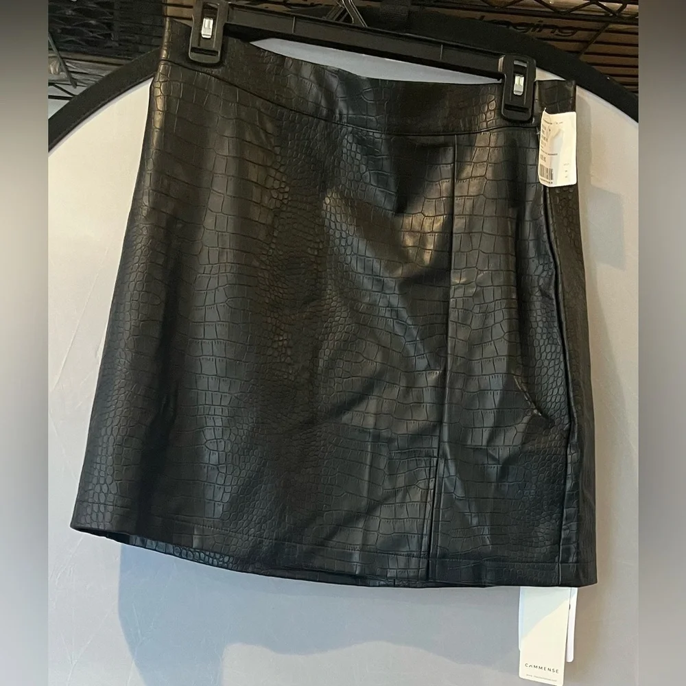 Commense Black Croc-Pattern Mini Skirt